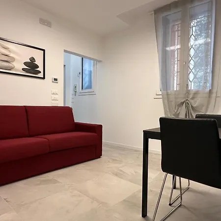 Welc-om Palazzo Esedra Lägenhet