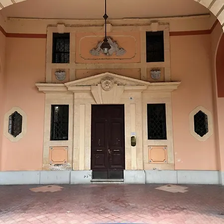 Lägenhet Welc-om Palazzo Esedra