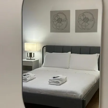 Welc-om Palazzo Esedra Apartament Padwa